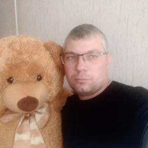 Олег, 46 лет, Юрга