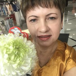 Девушки в Уссурийске: Галина, 53 - ищет парня из Уссурийска