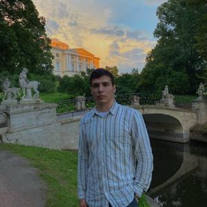 Лука, 22 года, Санкт-Петербург