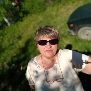 Девушки в Петрозаводске: Ольга, 58 - ищет парня из Петрозаводска