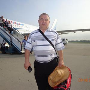 Виктор, 65 лет, Красноярск