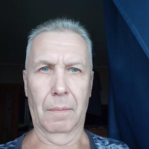 Василий, 71 год, Омск