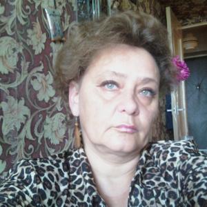Девушки в Смоленске: Елена Агеева, 63 - ищет парня из Смоленска