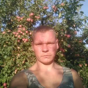 Парни в Фатеже: Алексей, 28 - ищет девушку из Фатежа