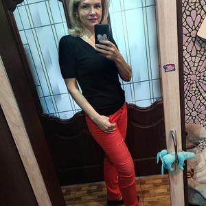 Девушки в Тольятти: Irina, 47 - ищет парня из Тольятти