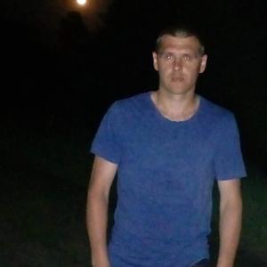 Парни в Барановичи: Максим, 36 - ищет девушку из Барановичи