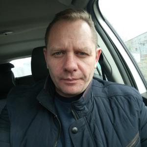 Сергей, 49 лет, Новоомский