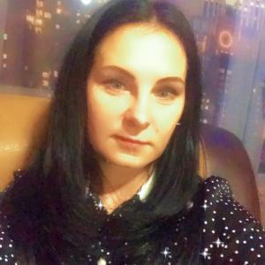 Девушки в Калининграде: Кристина, 36 - ищет парня из Калининграда