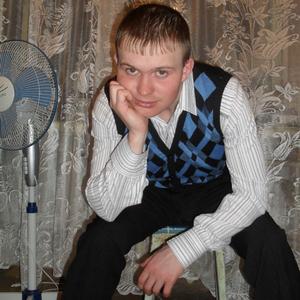 Анатолий, 37 лет, Хабаровск