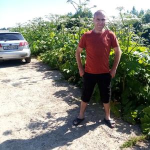 Парни в Шемышейка: Илья, 40 - ищет девушку из Шемышейка