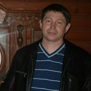 Динар, 51 год, Казань