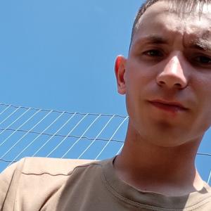 Юрий, 24 года, Томск