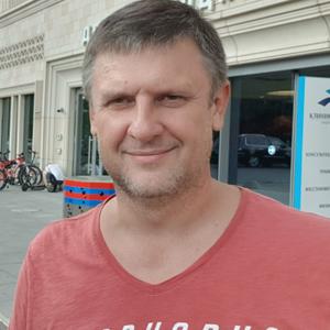 Евгений, 48 лет, Калуга