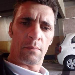 Парни в So Paulo: Adriano, 44 - ищет девушку из So Paulo