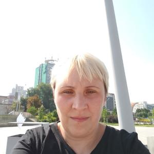 Девушки в Перми: Светлана, 35 - ищет парня из Перми