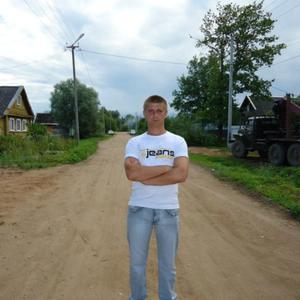 Игорь, 35 лет, Великий Новгород