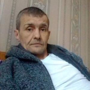 Парни в Черногорске: Сергей Белошитцкий, 49 - ищет девушку из Черногорска