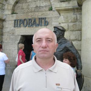 Юрий, 61 год, Ессентуки