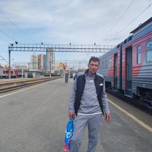 Юрий, 47 лет, Березовский