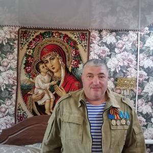 Виктор, 51 год, Краснодаровский
