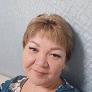 Девушки в Череповце: Ольга, 49 - ищет парня из Череповца