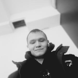 Кирилл, 22 года, Новошахтинск