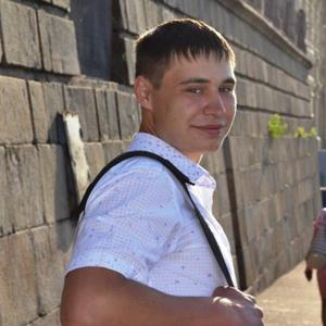 Парни в Чистополе (Татарстан): Дмитрий, 29 - ищет девушку из Чистополя (Татарстан)