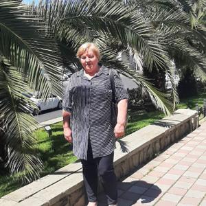 Девушки в Тольятти: Марина, 60 - ищет парня из Тольятти