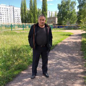 Парни в Стерлитамаке (Башкортостан): Фаяз, 61 - ищет девушку из Стерлитамака (Башкортостан)
