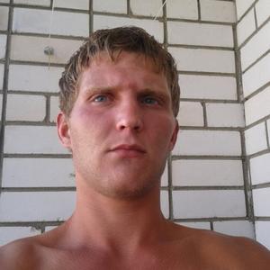 Парни в Смоленске: Павел, 35 - ищет девушку из Смоленска