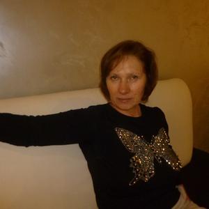 Ирина, 75 лет, Санкт-Петербург