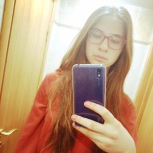 Девушки в Смоленске: Таня, 21 - ищет парня из Смоленска