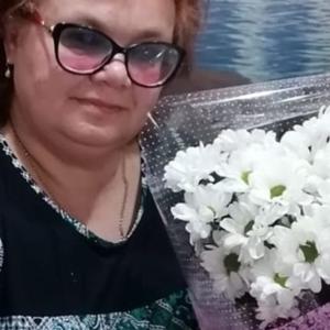 Девушки в Омске: Елена, 55 - ищет парня из Омска