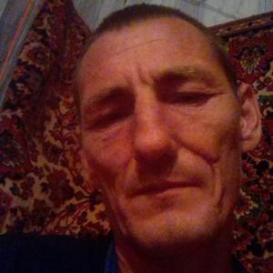 Парни в Чанах: Сергей, 44 - ищет девушку из Чанов