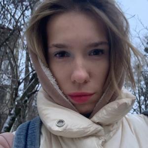 Девушки в Калининграде: Анастасия Поставничая, 27 - ищет парня из Калининграда
