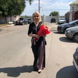 Девушки в Сызрани: Елена, 43 - ищет парня из Сызрани