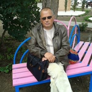 Парни в Северодвинске: Владимир, 67 - ищет девушку из Северодвинска