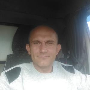 Парни в Геленджике: Андрей, 52 - ищет девушку из Геленджика