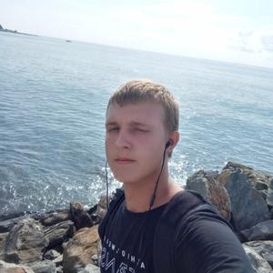 Тимофей, 19 лет, Новогуровский