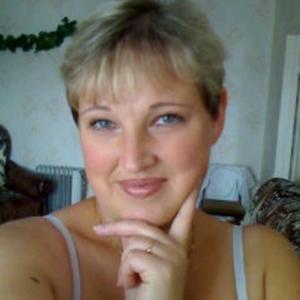Валентина, 48 лет, Оленегорск