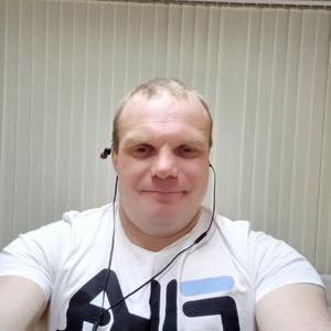 Парни в Мурманске: Анатолий Молчанов, 41 - ищет девушку из Мурманска