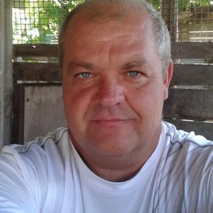 Виталий, 48 лет, Лабинск