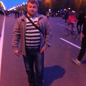 Парни в Новосибирске: Виктор, 63 - ищет девушку из Новосибирска