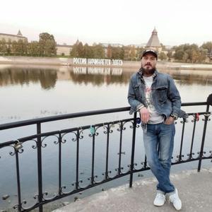 Парни в Пскове: Leo, 45 - ищет девушку из Пскова