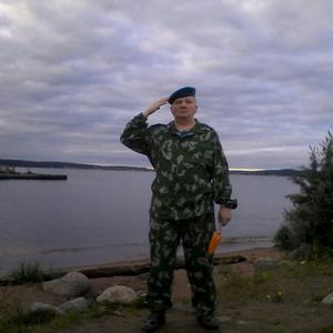 Игорь, 65 лет, Петрозаводск