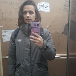 Парни в Вологде: Константин, 22 - ищет девушку из Вологды