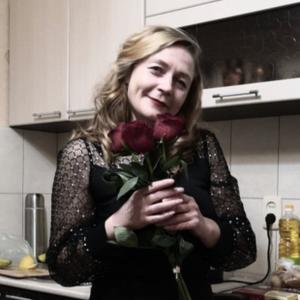 Девушки в Челябинске: Наташа, 50 - ищет парня из Челябинска