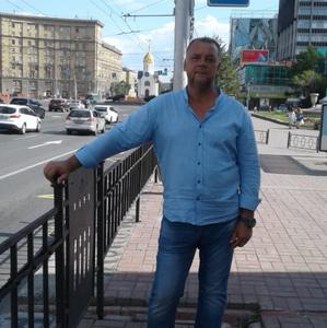 Парни в Новосибирске: Дмитрий, 53 - ищет девушку из Новосибирска