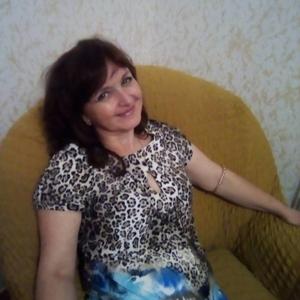 Девушки в Шарыпово: Елена Трофимович, 54 - ищет парня из Шарыпово