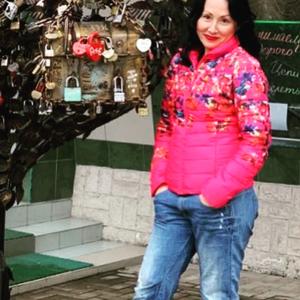 Девушки в Омске: Оксана, 54 - ищет парня из Омска